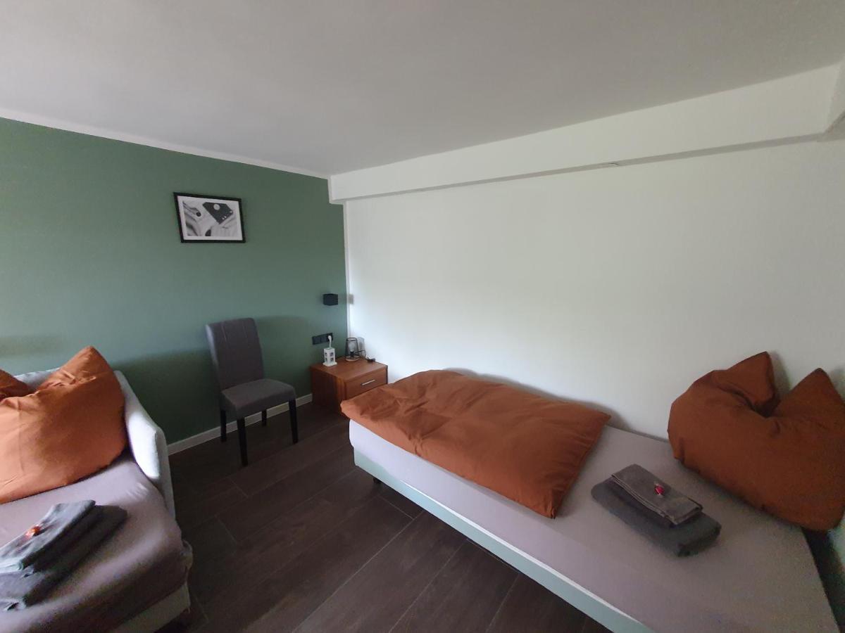 Neumuhler Hof: Spacious Family Retreat with Garden Terrace Schwerin  Exterior photo