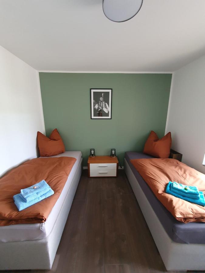 Neumuhler Hof: Spacious Family Retreat with Garden Terrace Schwerin  Exterior photo