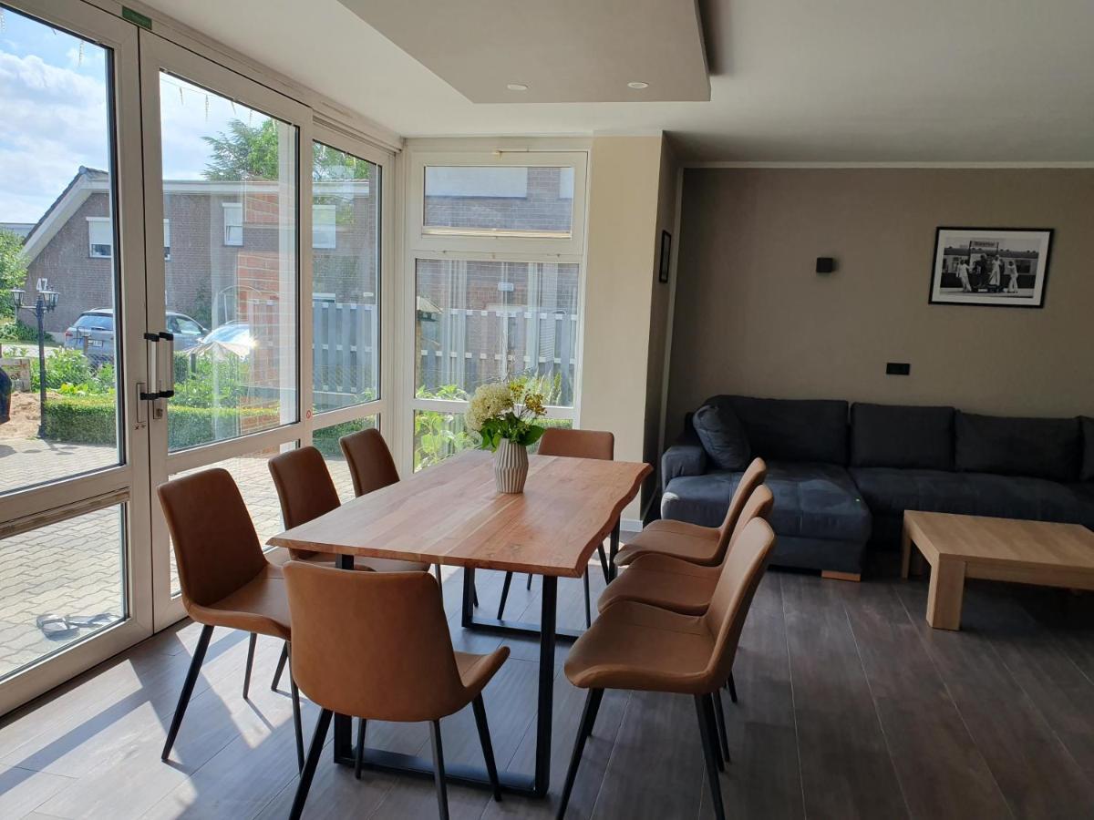 Neumuhler Hof: Spacious Family Retreat with Garden Terrace Schwerin  Exterior photo